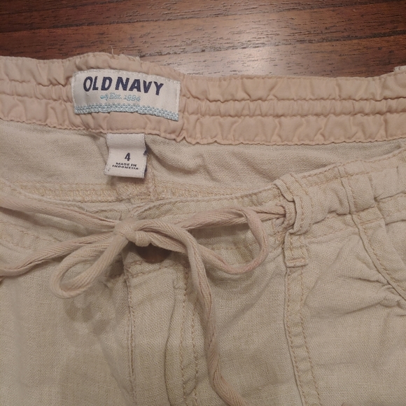 Old Navy Linen Shorts - Picture 2 of 6
